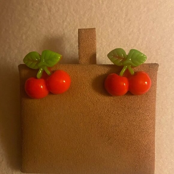 **FREE w/ purchase!!**Handmade Cherry Rockabilly Pinup Girl Earrings - Picture 1 of 2